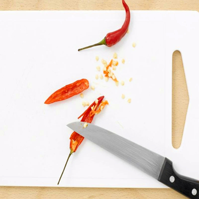 5 - 8 Gemaakte vlokken rode chilipeper voor het kruiden van hete specerijen